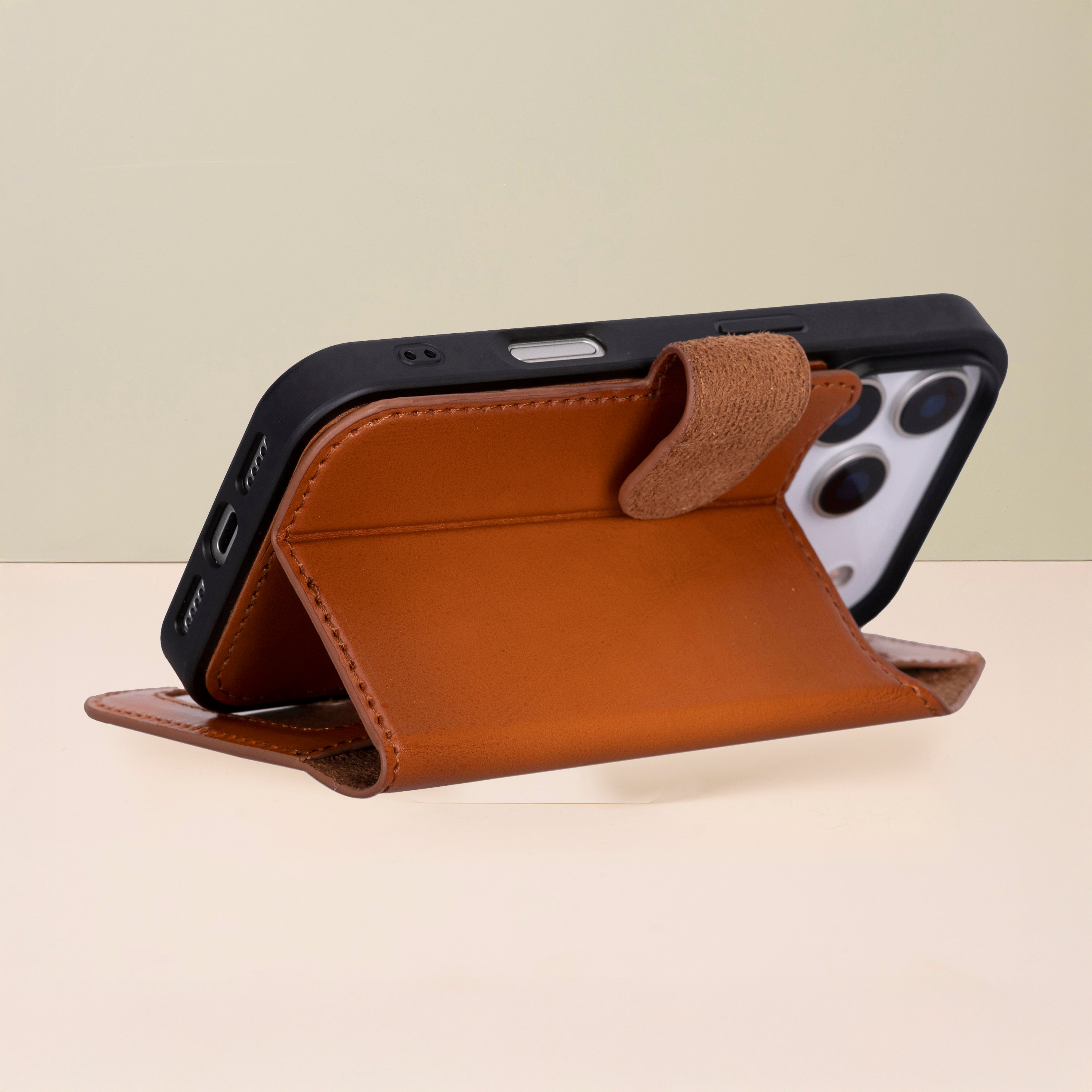 Leather iPhone 17 Pro Max Wallet Case – Rustic Brown - Austin
