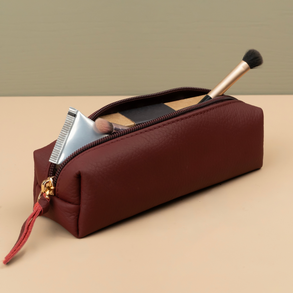 Elegant Leather Makeup Bag - Burgundy - Aurora