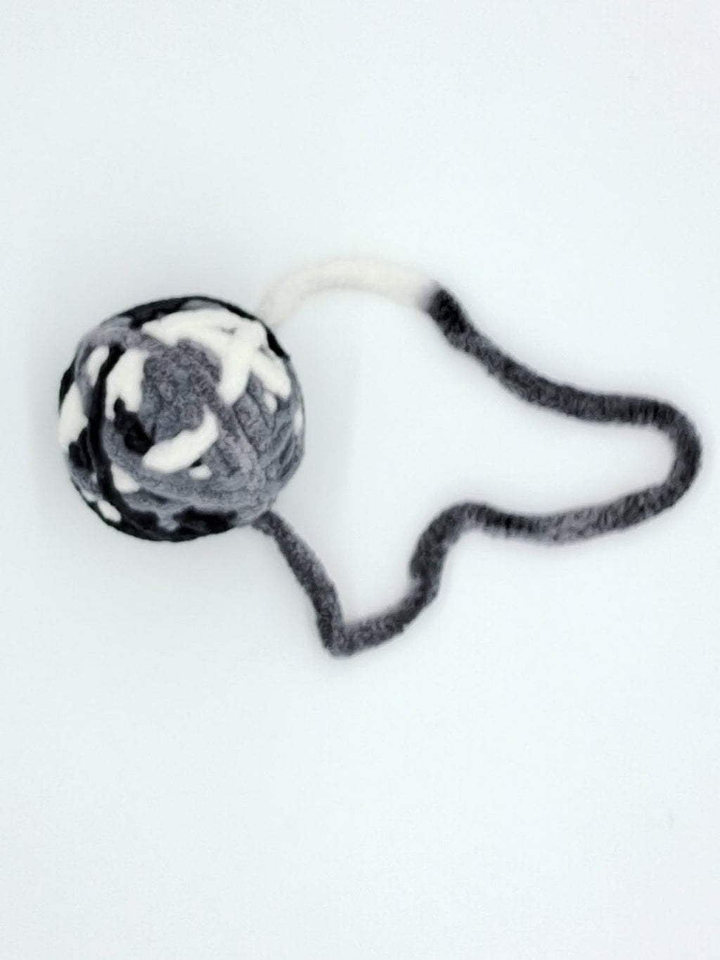 Kitty Cat Yarn Ball (SMALL)