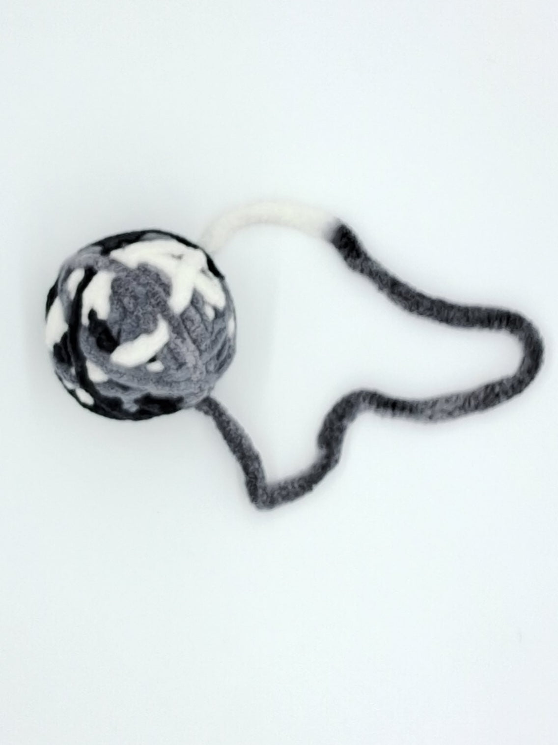 Kitty Cat Yarn Ball (SMALL)