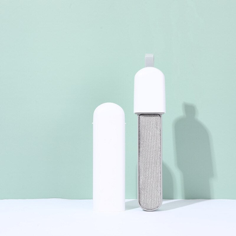 Portable Pet Deshedding Tool for Cats and Dogs