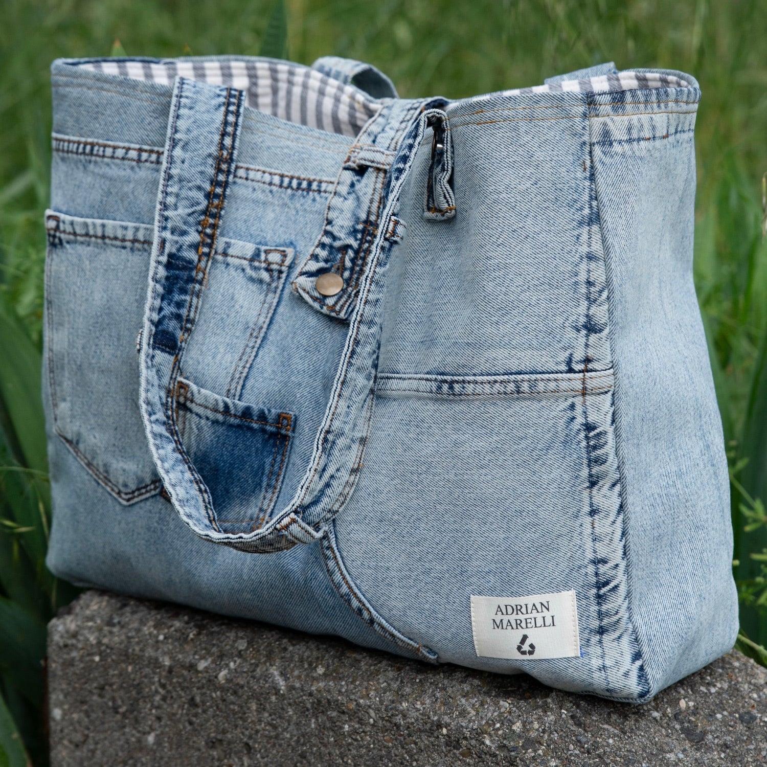 Brooklyn Heritage Tote / Recycled Denim Snow White