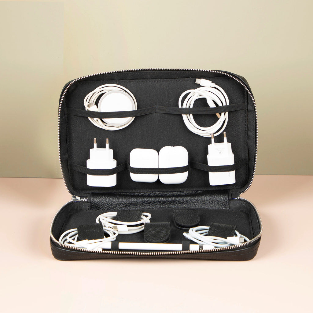 Leather Tech Organizer Case - Black - Oslo
