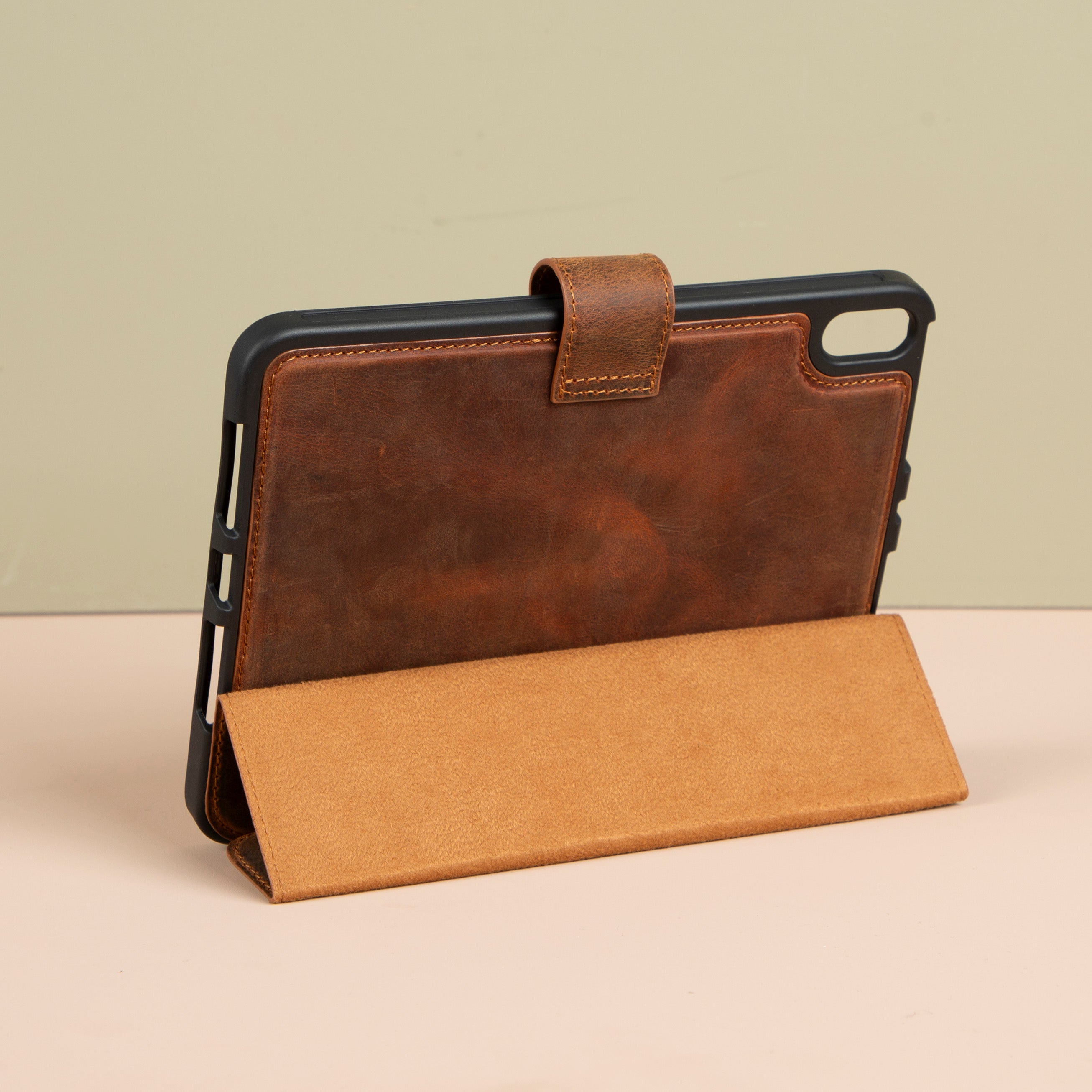 Handcrafted Leather Case for iPad Mini(1,2,3,4,5) Brown | PATERSON