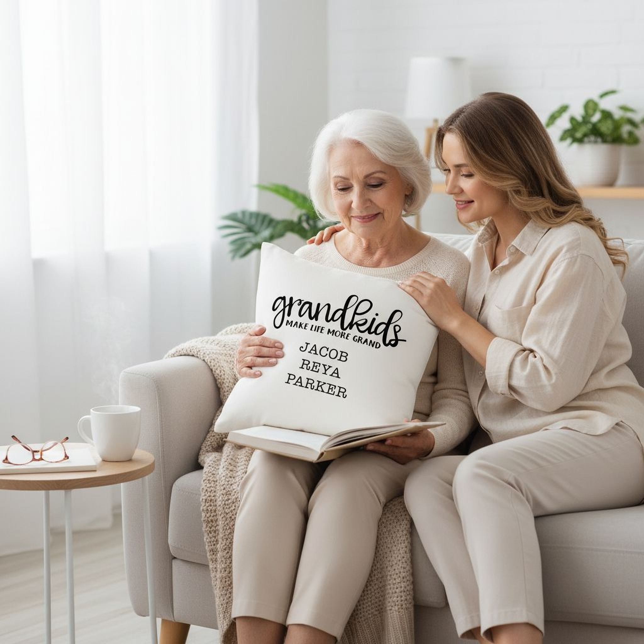 Personalized Pillow Cover - Grandkids Make Life Grand - Christmas Gift for Grandma - Throw Pillow Personalized with Grandchildrens Names