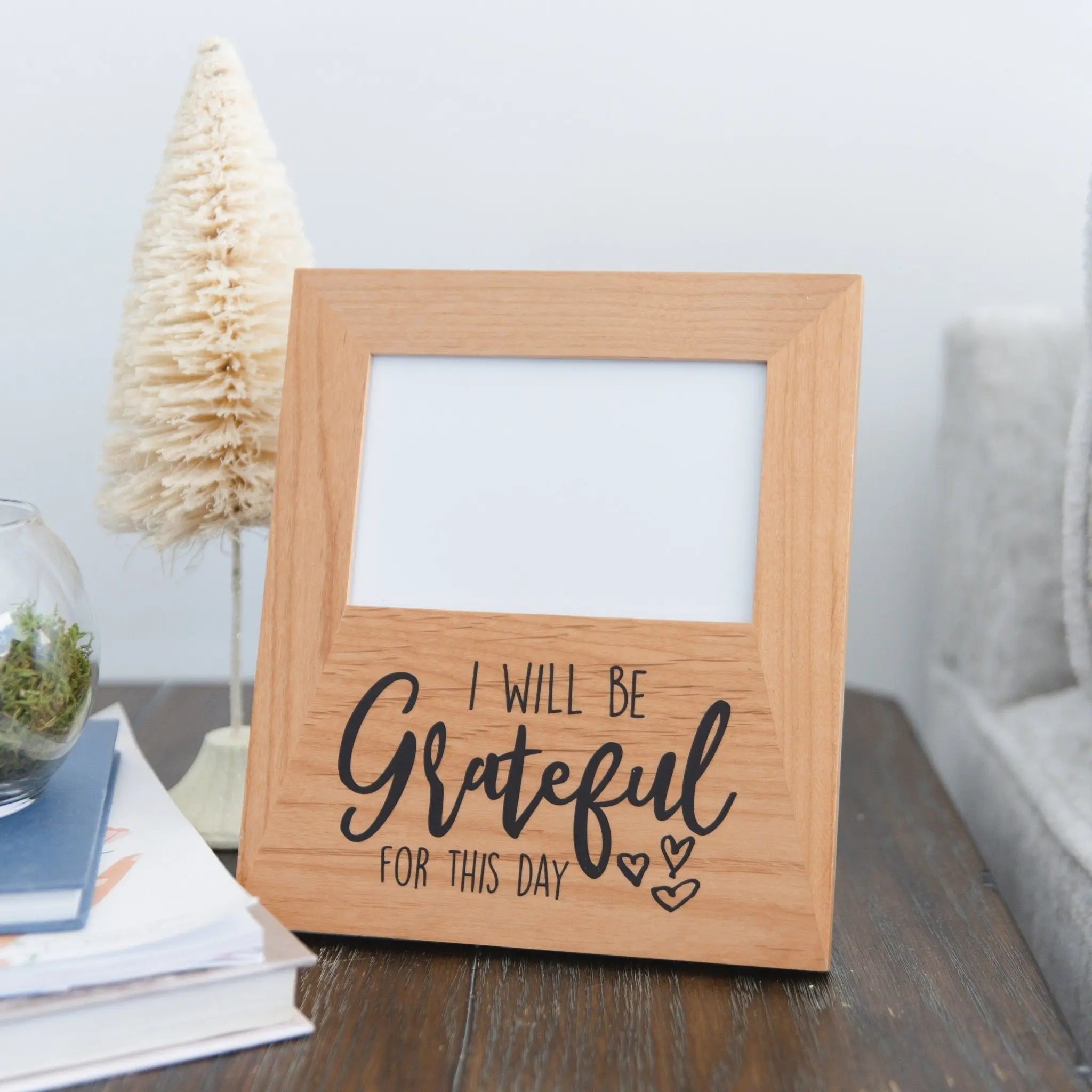 Grateful wood photo frame, 4x6 Photo Frame for Desk, Office Decor Gift for Her, coworker gift, special occasion memento