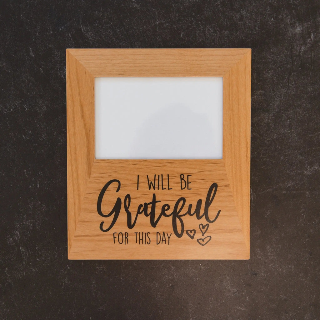 Grateful wood photo frame, 4x6 Photo Frame for Desk, Office Decor Gift for Her, coworker gift, special occasion memento
