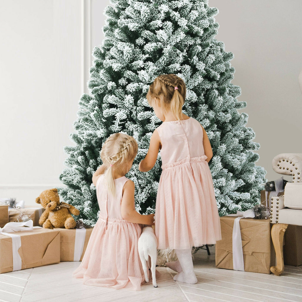 6 Feet Pre-lit Snow Flocked Hinged Christmas Tree with 928 Tips and Metal Stand