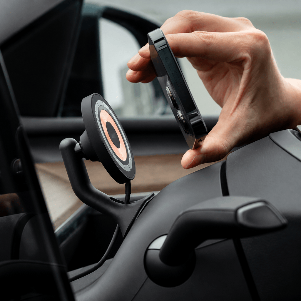 TITA Flexural - Magsafe Wireless Charging Phone Holder for Model Y/3 Highland